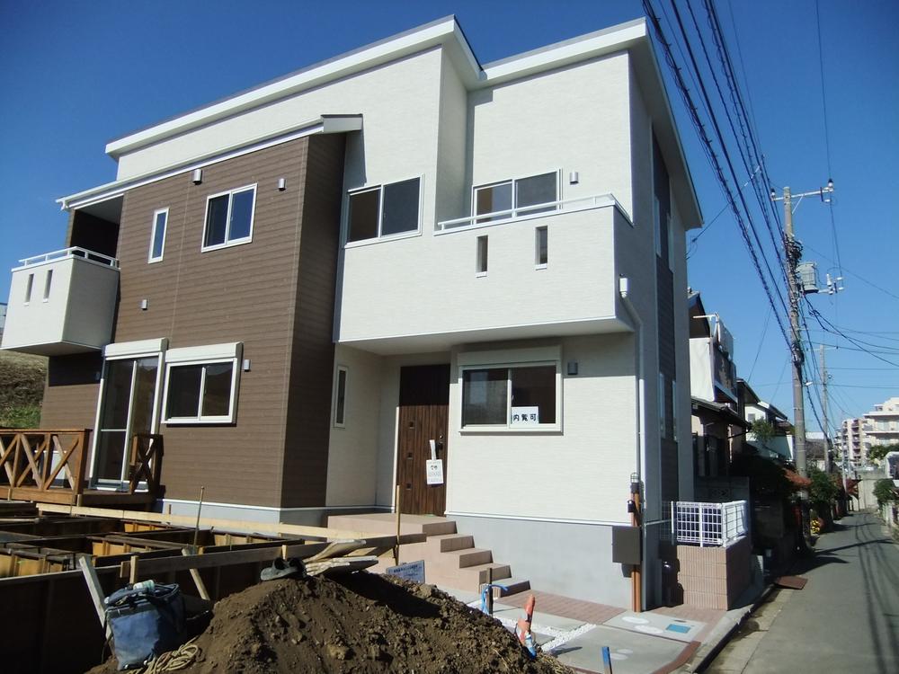 Local photos, including front road