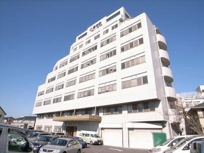 Hospital. Tsudanuma first hospital (hospital) to 1300m