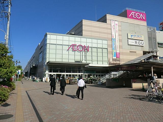 Shopping centre. 730m to Tsudanuma ion Mall