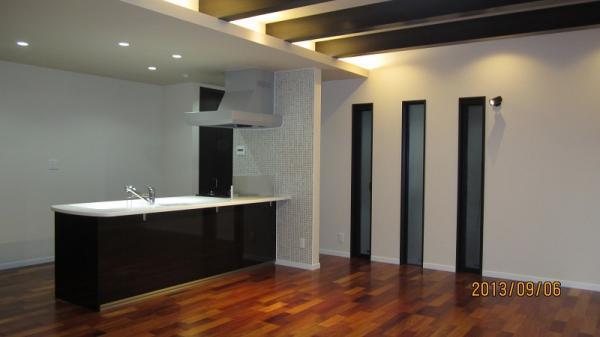 Living. This family-at-home space. Living-in stairs and large windows. You hear the voice of the bright reunion