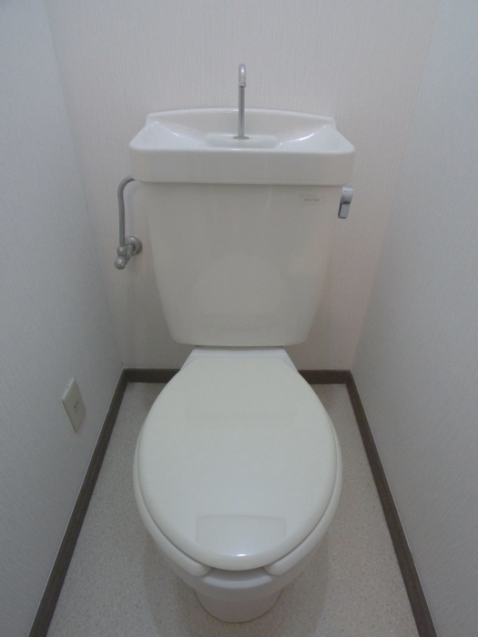 Toilet.  ☆ Able If brokerage commissions 0.525 months ☆