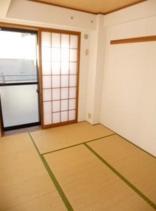 Living and room. Housed two places marked with Japanese-style room
