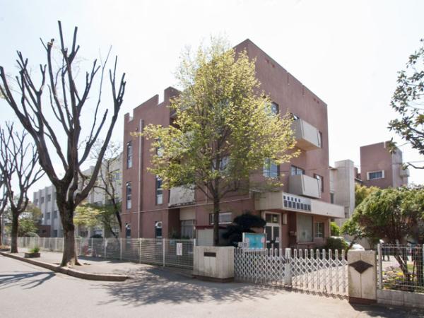 Primary school. Up to elementary school 640m 2013 / 04 / 12 shooting Narashino Municipal Higashinarashino Elementary School