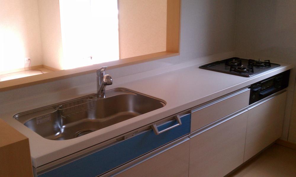 Same specifications photo (kitchen). Interior