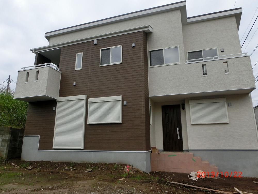 Local appearance photo. Local (10 May 2013) Shooting