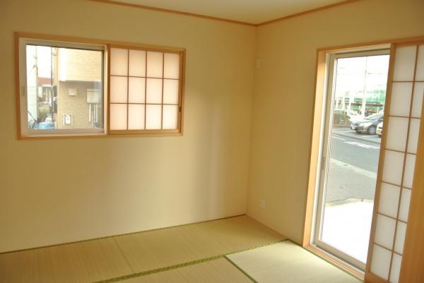 Same specifications photos (Other introspection)