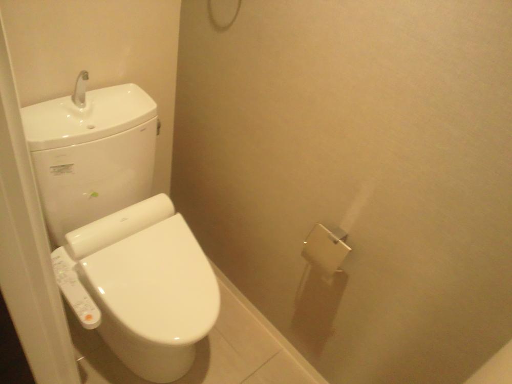 Toilet. It is a toilet with a clean bidet function.