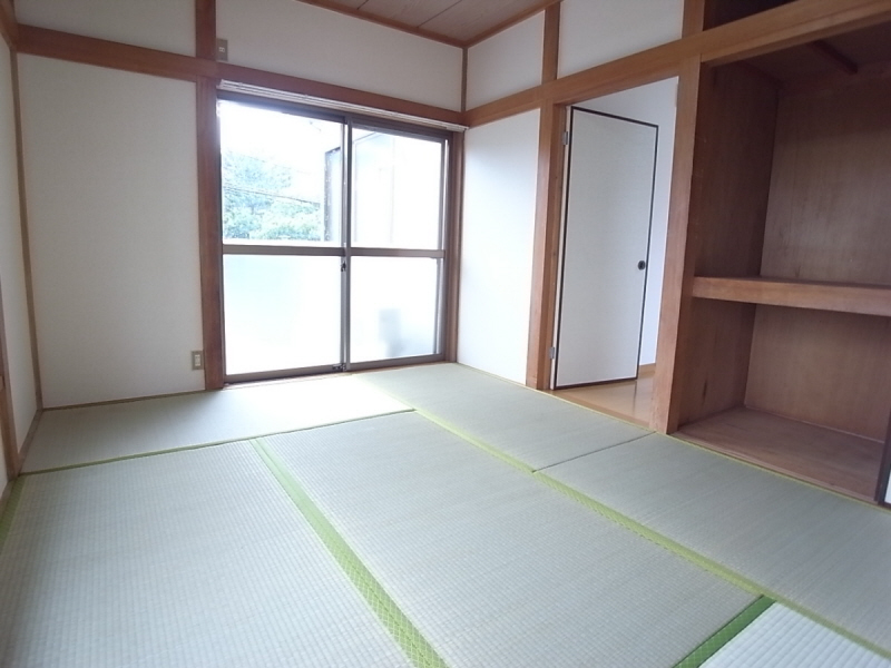 Living and room. It will very calm is Japanese-style room!
