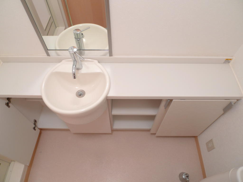 Washroom. Photo is a thing of another room.