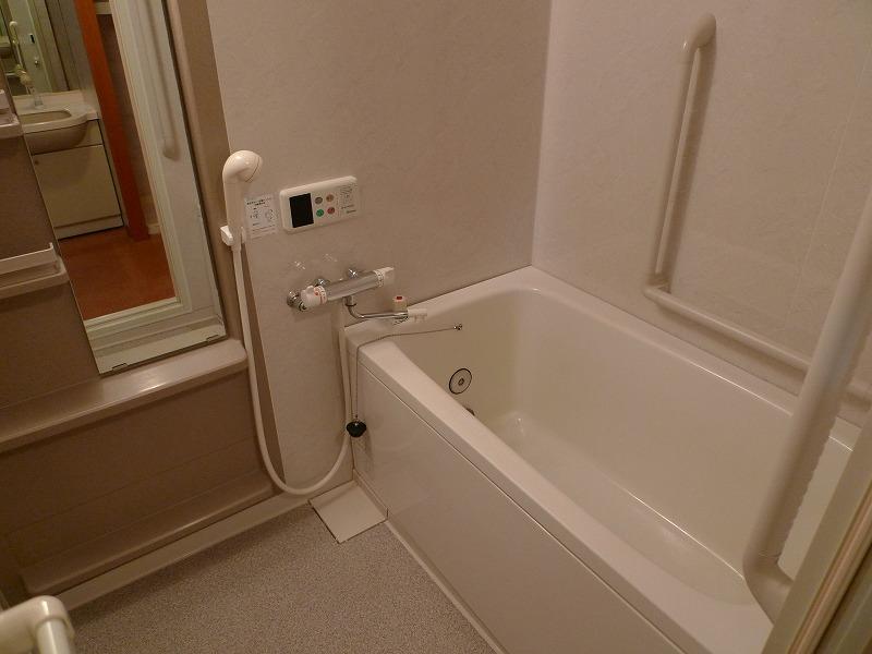 Bathroom. Indoor (11 May 2013) Shooting