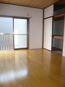 Living and room.  ☆ It is the south side of the Western-style ☆