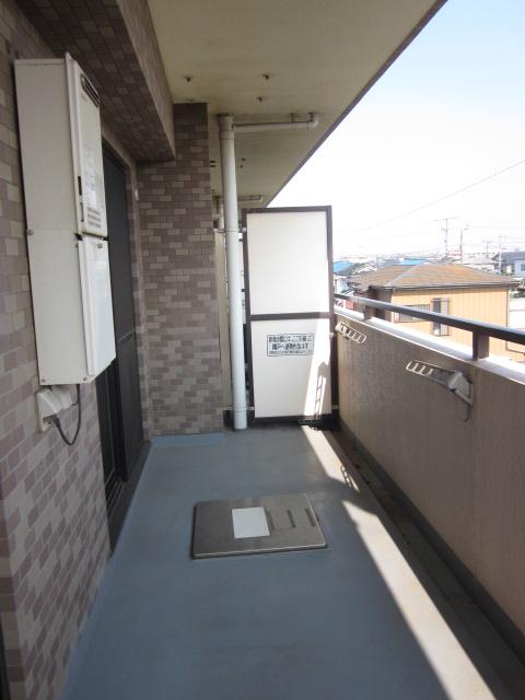 Balcony. Local (August 15, 2013) Shooting