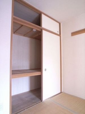 Receipt. Closet is Japanese-style storage! Western-style closet ☆