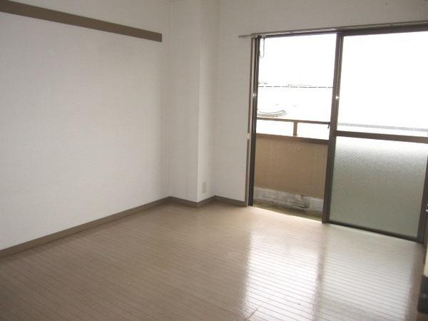 Other room space