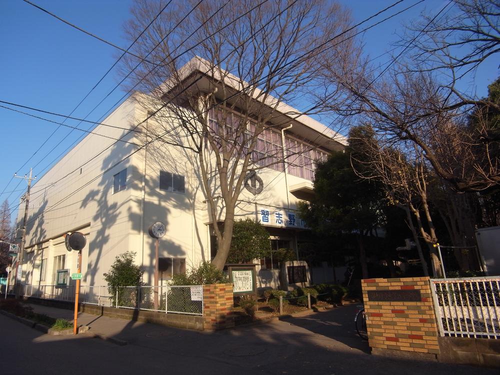 Junior high school. Narashino 1165m to stand fourth junior high school