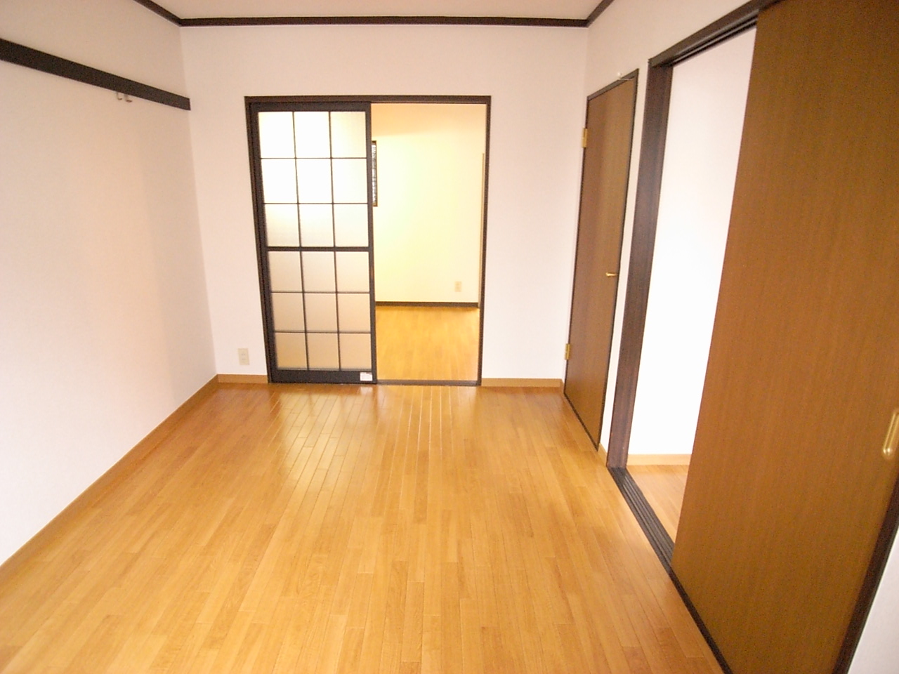 Living and room. Kifusuma of all rooms Western-style is cost also is profitable at the time of departure