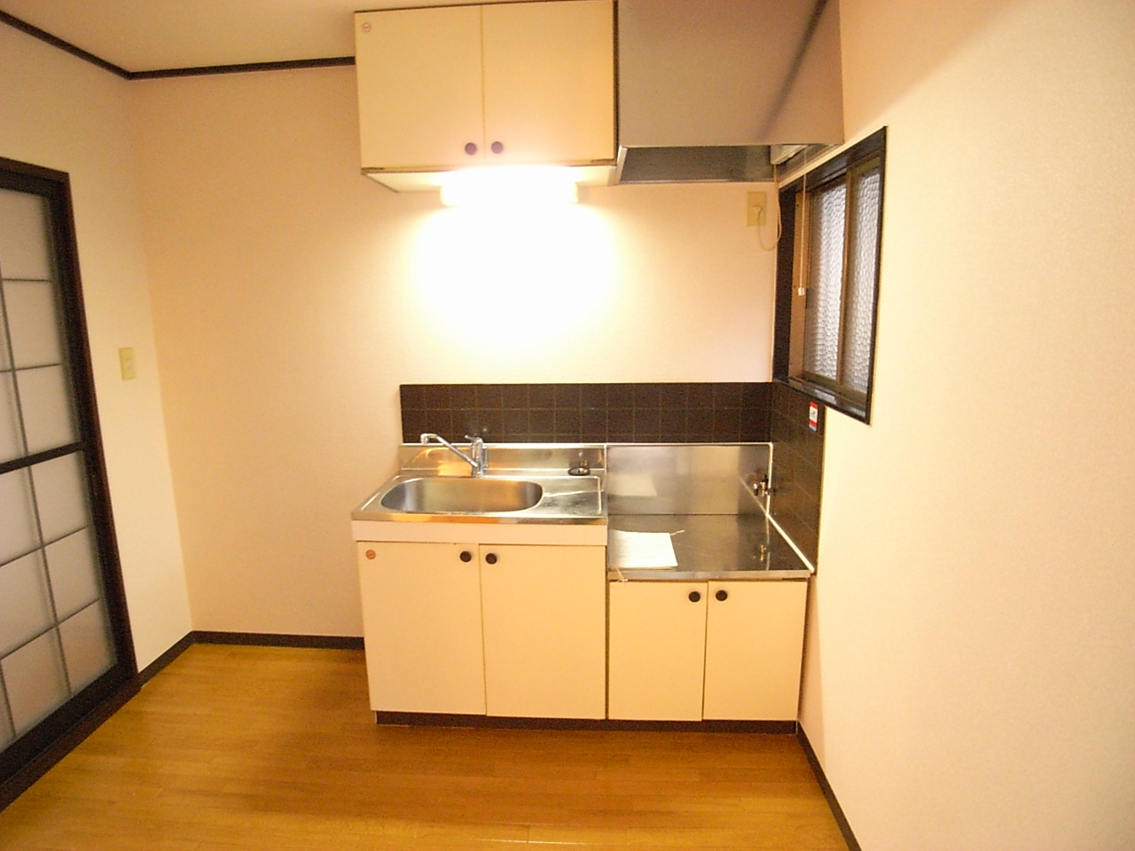 Kitchen. Two-neck is a stove installation Allowed. Pasta You can also Easy Cooking