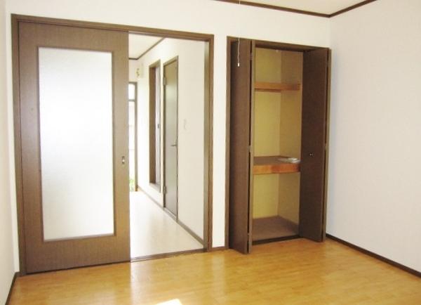 Living and room