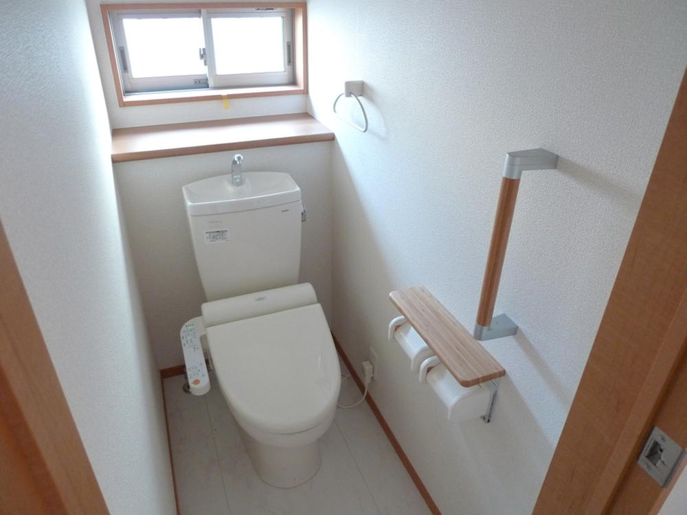 Same specifications photos (Other introspection). Building construction cases photo / toilet