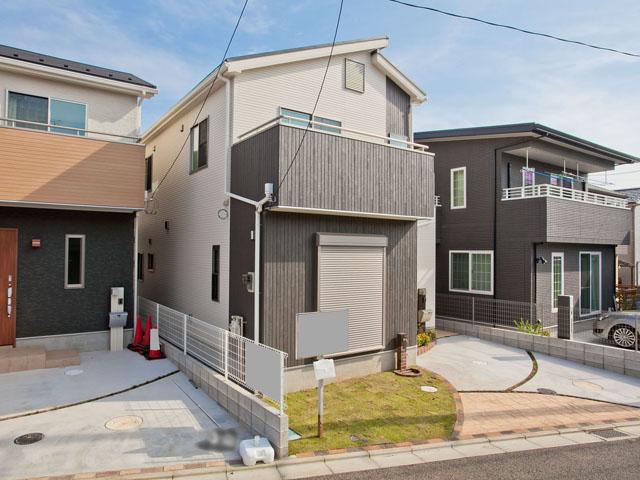 Local appearance photo. Building 2