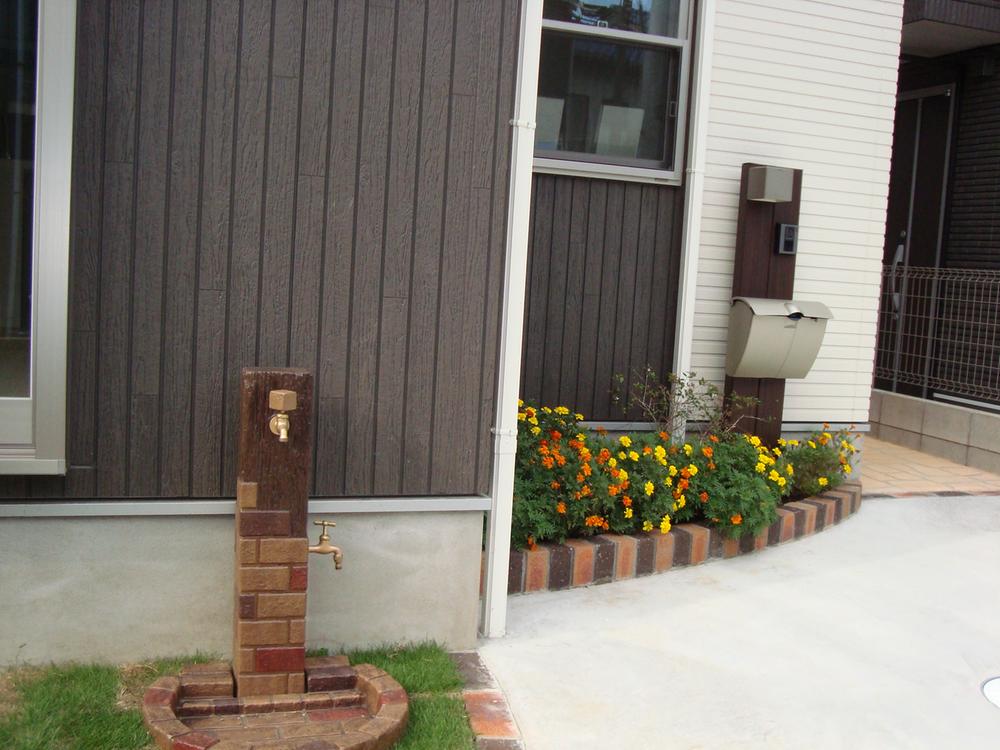 Garden. Convenient external water supply