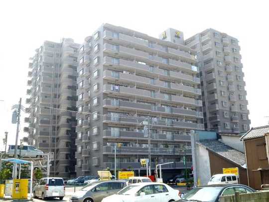 Local appearance photo. Appearance shooting from the northeast direction