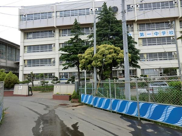 Junior high school. The first junior high school until the happy walk 7 minutes until the 500m junior high school!