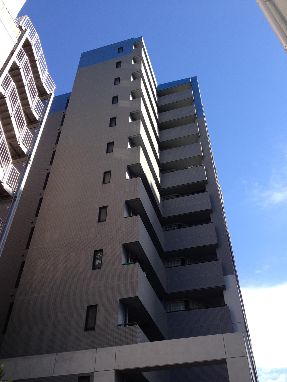 Local appearance photo. Local (12 May 2013) Shooting