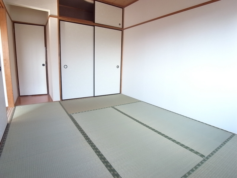 Living and room. Enhancement also equipment! ! It is recommended to the newlyweds!