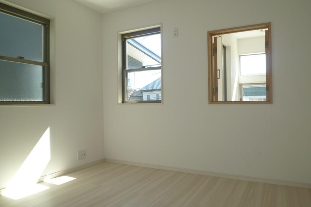 Non-living room. Indoor (10 May 2013) Shooting