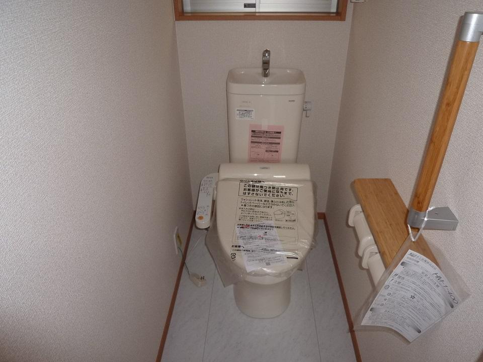 Rendering (introspection). 1 ・ 2 Kaitomo shower toilet (same specifications photo)