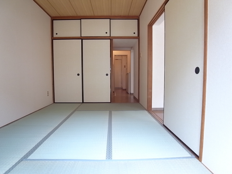 Other room space. It calm that there ~ ! Japanese-style room!