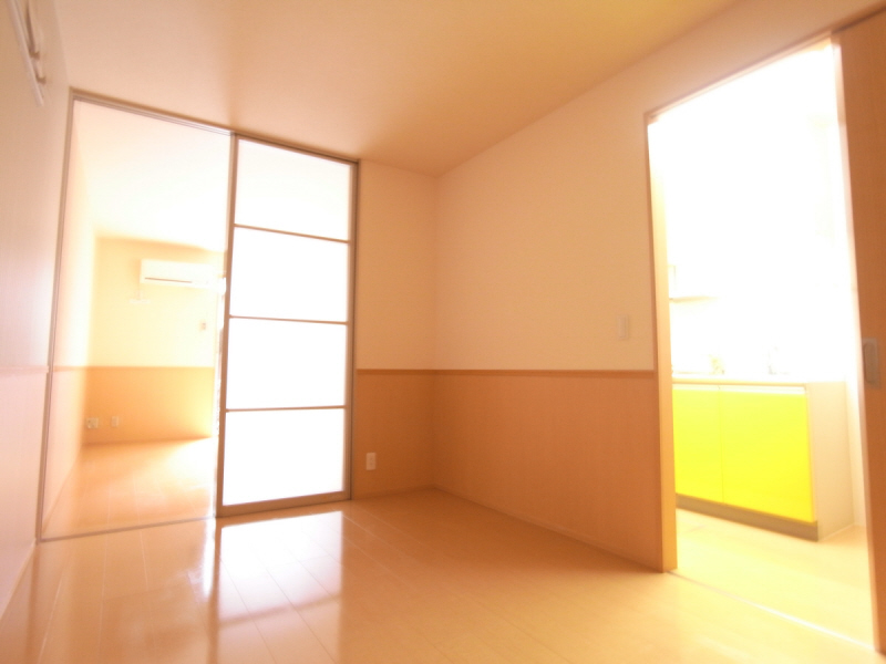 Living and room. It will be 5.5 Pledge of Western-style ☆