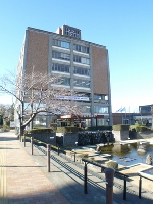 Government office. Narashino 390m to City Hall (government office)