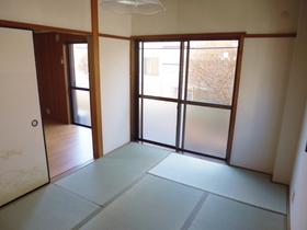 Living and room.  ☆ It will calm and there is a Japanese-style room ☆