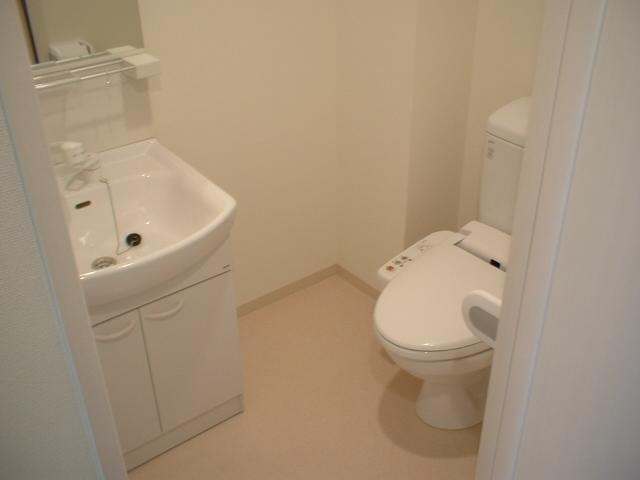 Washroom. Independent wash basin, Rest Room of washlet equipped. 