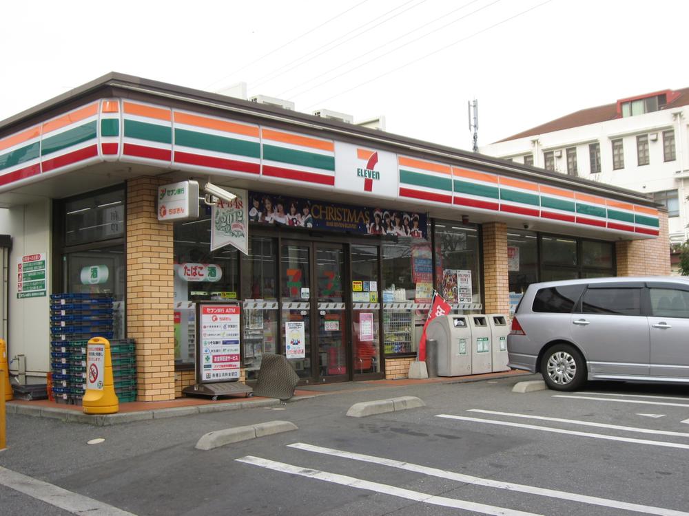 Convenience store. Seven-Eleven Narashino 330m to house shop