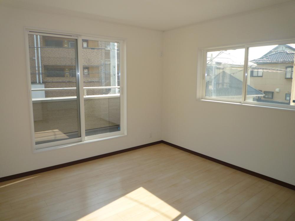 Non-living room. Room (August 2013) Shooting