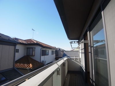 Other common areas. Second floor balcony is a good 2WAY balcony easy-to-use.