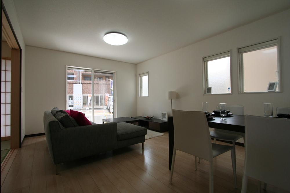 Living. C Building (May 2013) Shooting