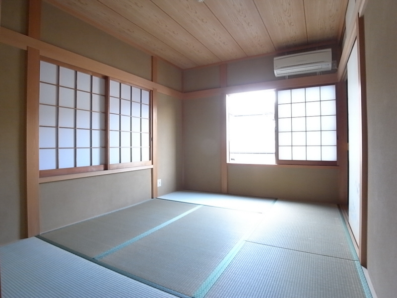 Other room space. Calm tatami Japanese-style