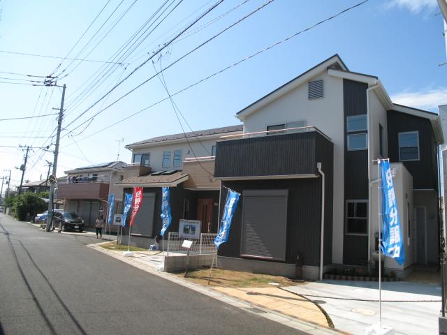 Local appearance photo. Higashinarashino All two buildings, It is the final 1 building!