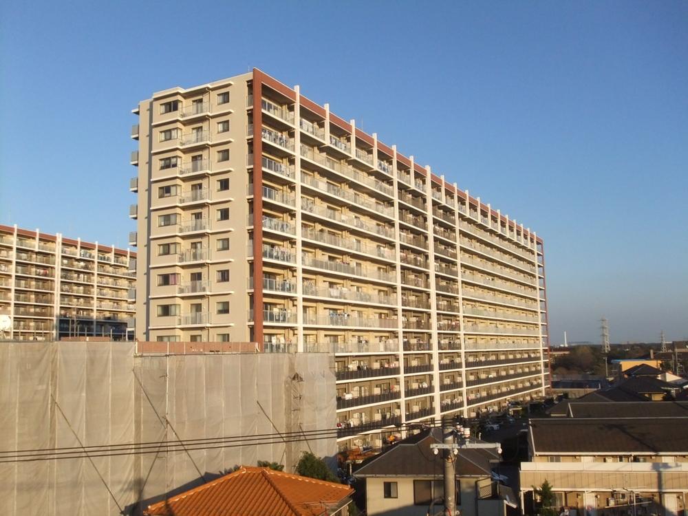 Local appearance photo. Local (11 May 2013) Shooting