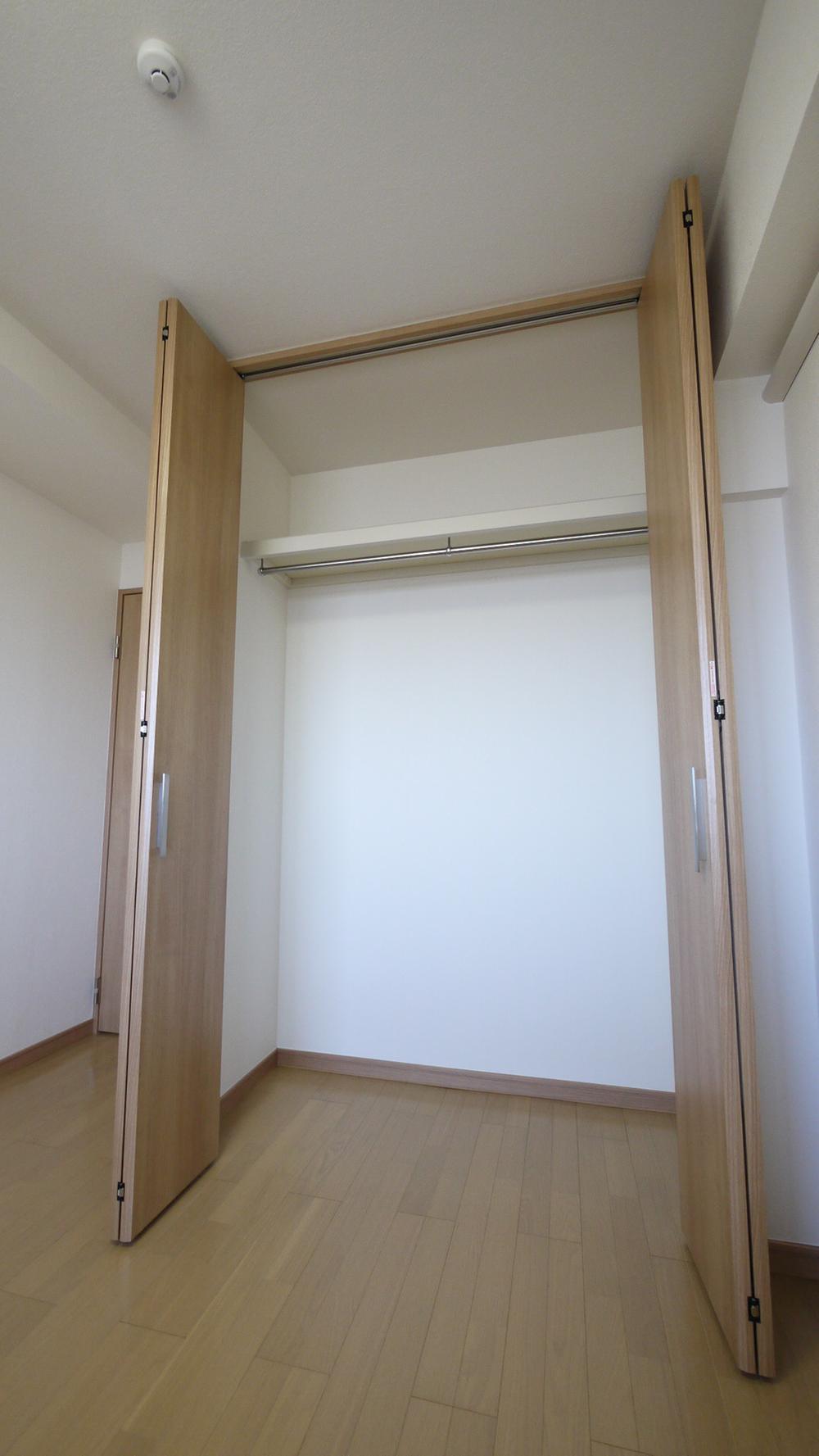 Receipt. Western-style side closet ※ Indoor (September 2013) Shooting