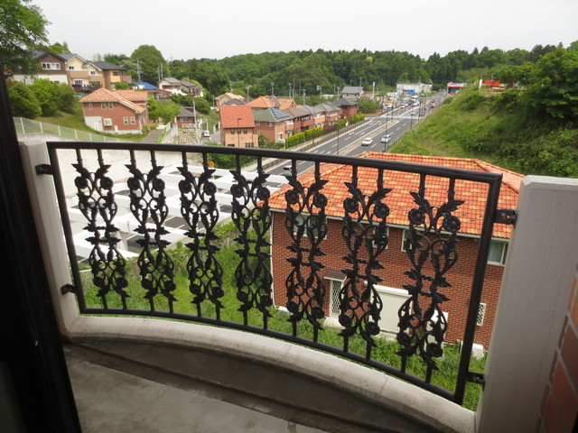 Balcony.  [Typical indoor photo]  Miharu is also good