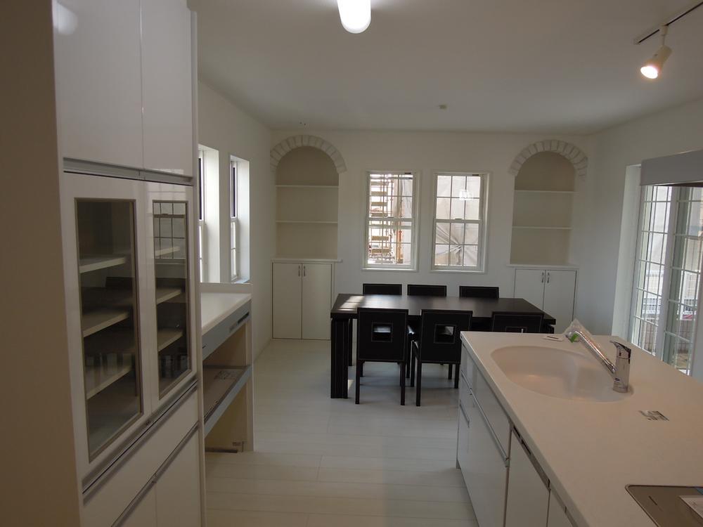 Kitchen. Indoor (February 2013) is also excellent storage capacity of shooting kitchen around.