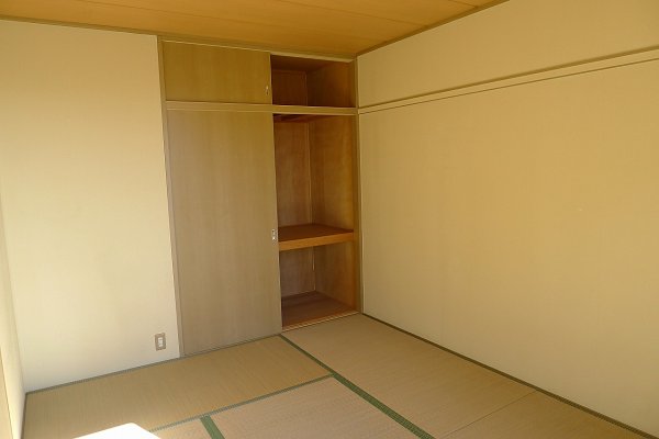 Receipt. Closet Japanese-style room