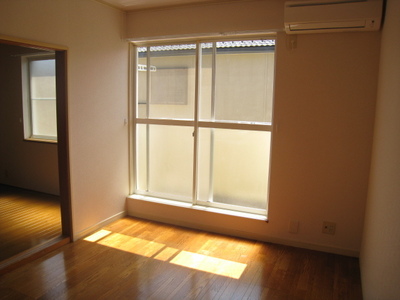 Living and room. Western-style 6 Pledge ・ Air-conditioned