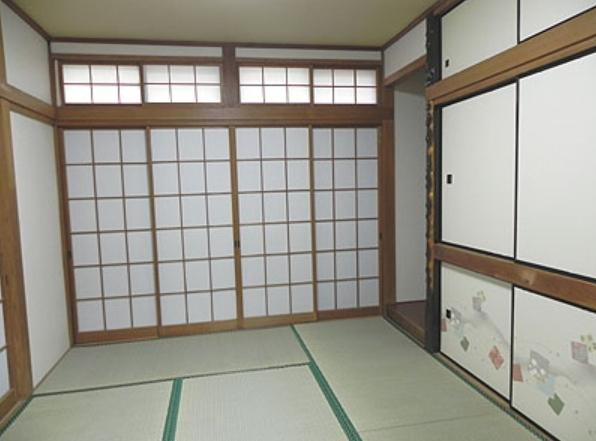 Non-living room.  ◆ First floor 6 Pledge of Japanese-style room. There is also a large storage.