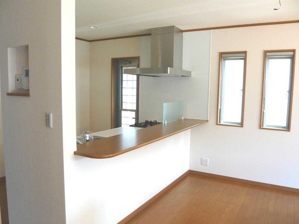 Same specifications photos (living)